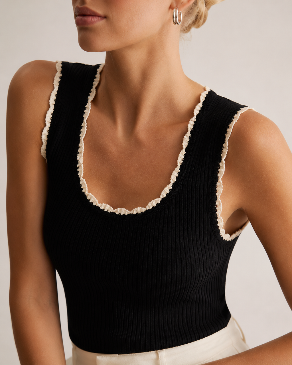 Black Ribbed Scallop Trim Tank Top