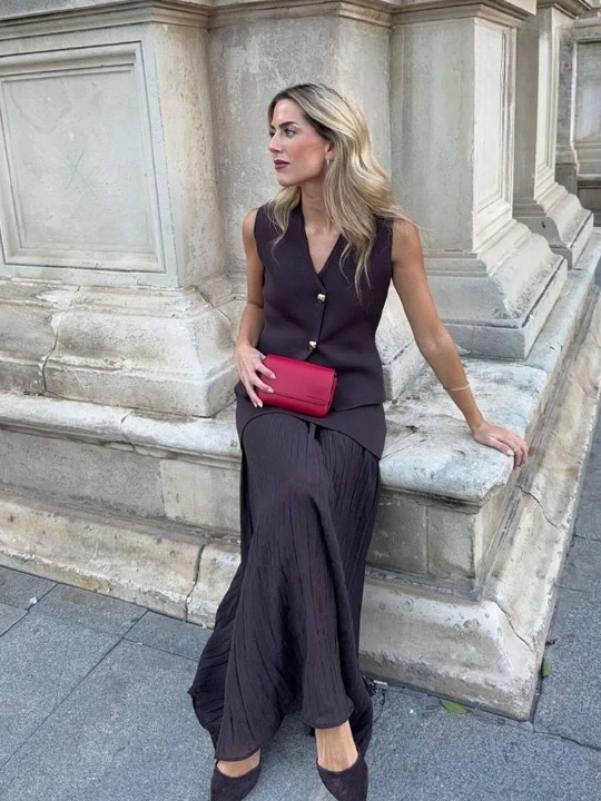Brown V-Neck Vest and Pleated Maxi Skirt Set
