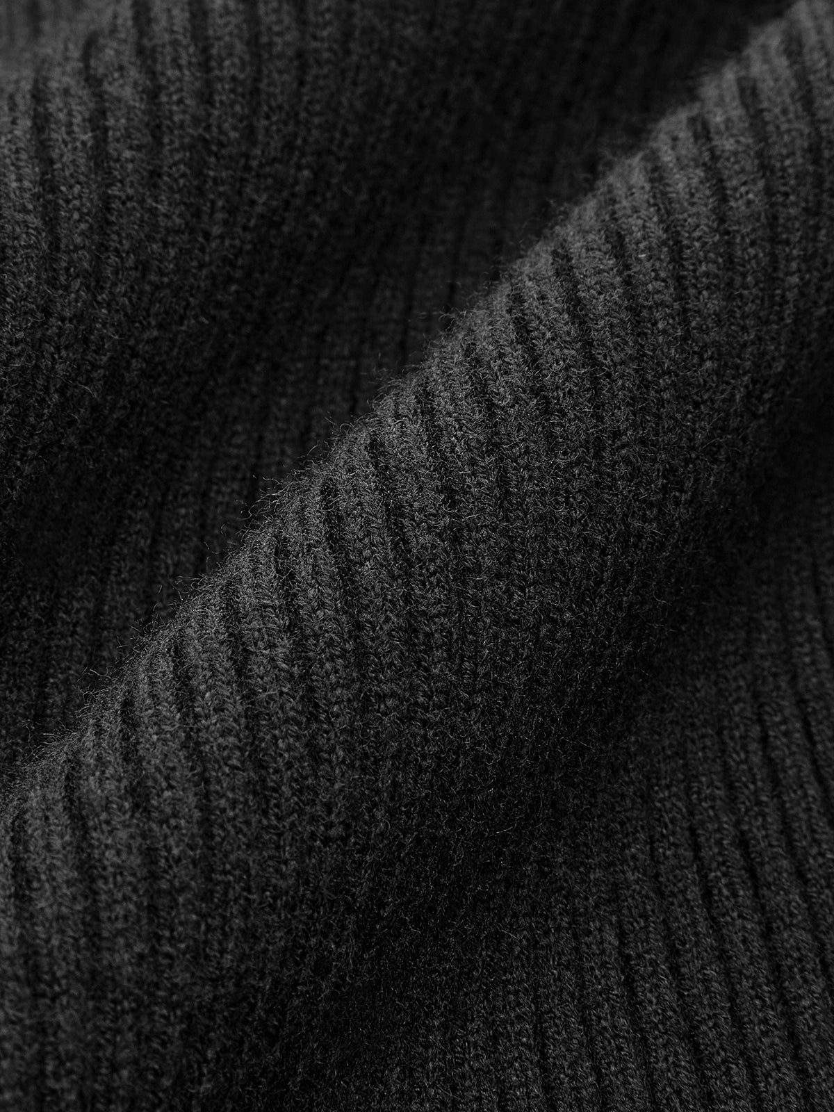 Fitted Turtleneck Long Sleeve Knit Top