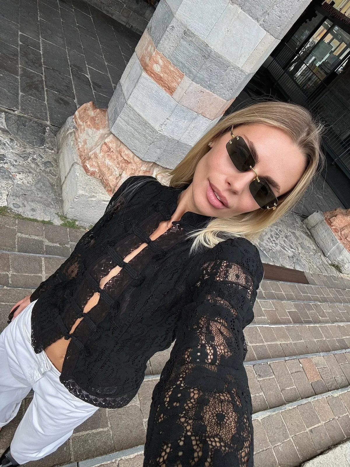 Floral Lace Puff Sleeve Blouse