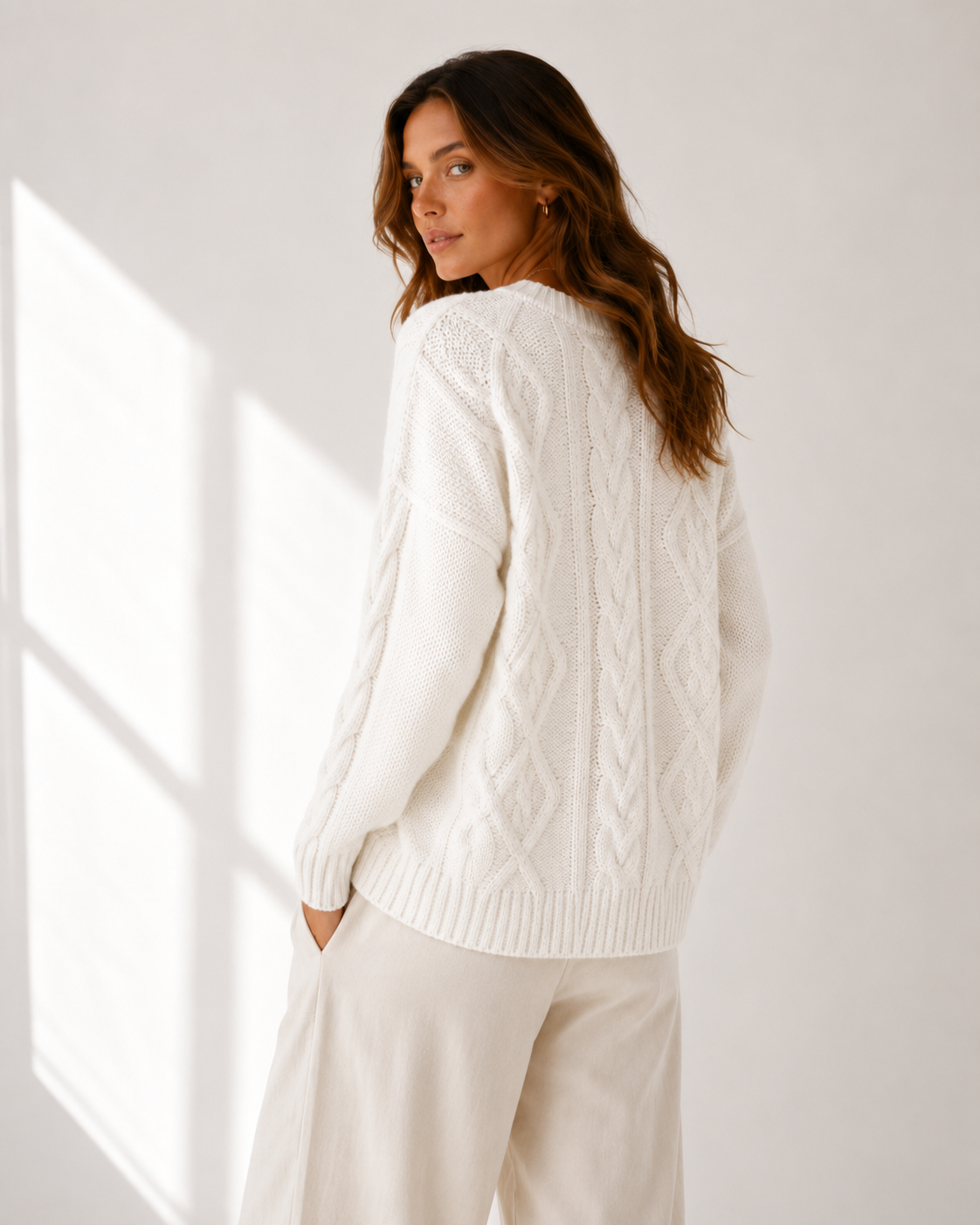 White Crew Neck Wool Blend Knit Sweater